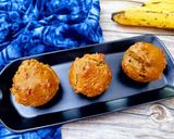A picture of step 5 of Spiced Pumpkin Banana Muffins.