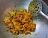A picture of step 2 of Star Fruit Chutney 😋.