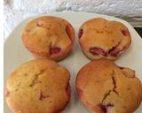Une image de l'étape 1 de Muffins Moelleux aux Fraises.