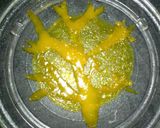 A picture of step 4 of Creamy mango sandwich.