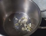 Hình bước làm 1 của món Canh Xà Lách Xoang Nấm Shimeji (nấm hải sản)/ Watercress Soup w Shimeji Mushroom