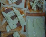 Foto langkah ke 1 dari resep Pizza roti mozarella.