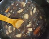 Foto do passo 7 de "Julie & Julia" (Mushroom Bourguignon com Purê de Batatas)