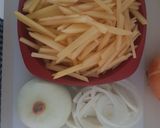 Foto langkah ke 2 dari resep Gamja Bokkeum (감자볶음) Kentang Korea.