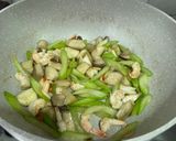 西芹炒蝦仁杏鮑菇的食譜步驟6照片