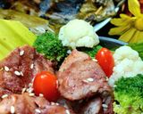 Foto langkah ke 4 dari resep Ayam Char Siu Madu Berdaun Pisang (858).