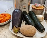 Foto del paso 1 de la receta: Crema de berenjenas, calabacín, patatas y zanahorias