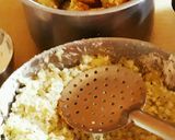 A picture of step 4 of Sabudana vada.