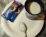 A picture of step 1 of Oreo Chocolate Cream Shake.
