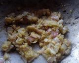 A picture of step 4 of Veg Cheese Frankie.