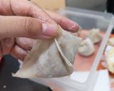 A picture of step 5 of How to fold a Siomai.