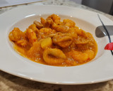Foto del paso 5 de la receta: Guiso de chipirones con gambas al azafrán