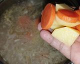 Foto langkah ke 5 dari resep Sop Daging Sapi.