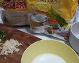 Foto langkah ke 1 dari resep Roti Goreng Ayam Kecap (Tanpa Ulen).