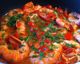 Foto del paso 2 de la receta: Camarones en salsa de tomates cherry 