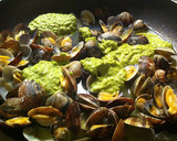 Foto del paso 2 de la receta: Espaguetis Almejas y Pesto