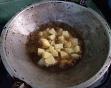Foto langkah ke 1 dari resep Sambal Goreng Kentang Ati Ampela.
