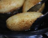 A picture of step 10 of How to Fry Curry Bread Without Failing.