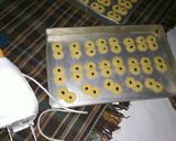 Foto langkah ke 5 dari resep Kue mawar pruull.