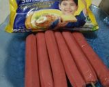 Foto langkah ke 1 dari resep Sosis panggang with saos tomat dan mayones.