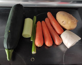 Foto del paso 1 de la receta: Crema de verduras mambo