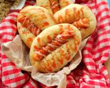 Foto langkah ke 7 dari resep Roti Pizza Sosis.