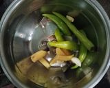 A picture of step 1 of Palak paneer.