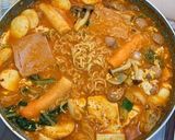 Foto langkah ke 2 dari resep Budae jjigae / korean army stew.