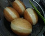 Foto langkah ke 6 dari resep Bomboloni ultah cookpad.
