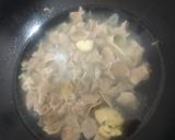 Foto langkah ke 4 dari resep Cah Brokoli Wortel Daging.