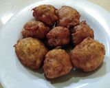 Foto langkah ke 4 dari resep Cekodok Pisang.