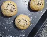 A picture of step 8 of Stuffed Chicken Bun.