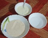 A picture of step 1 of Rava uttapam.