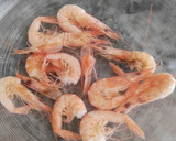 Foto del paso 3 de la receta: Tartar de aguacate, mango y gambas