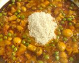 A picture of step 12 of Matar Mushroom Butter Masala.