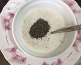 A picture of step 2 of Healthy Oats Bowl.
