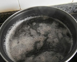 Foto del paso 2 de la receta: Alubias negras con calamares