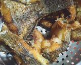 Foto langkah ke 1 dari resep Acar Kuning Ikan Mujaer.