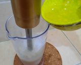 A picture of step 4 of Garlic mayonnaise.