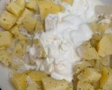 Foto del paso 2 de la receta: Papas gratinadas con queso y crema, acompañadas de salmón a la plancha