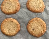 Foto del passaggio 7 della ricetta 235 • Biscotti croccanti con frutta secca e albumi