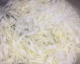 Foto del paso 1 de la receta: Tarta de repollo blanco sin masa