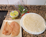 Foto del paso 1 de la receta: Tortilla rellena de pollo, guacamole y tomate