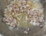 A picture of step 1 of Lasooni palak.
