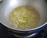 A picture of step 2 of Pav bhaji.