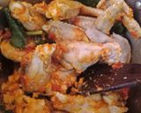 Foto langkah ke 4 dari resep Ayam woku daun kemangi.