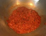 A picture of step 6 of Egg Hara Masala.