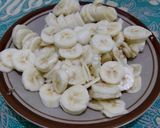 Foto langkah ke 2 dari resep Smoothies yoghurt pisang 3 lapis.