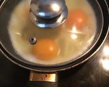 Hagymás tükörtojás (lapostojás;) recept fázis 2 fotója