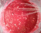 Foto langkah ke 4 dari resep Banana Red Velvet Cheese Muffin.